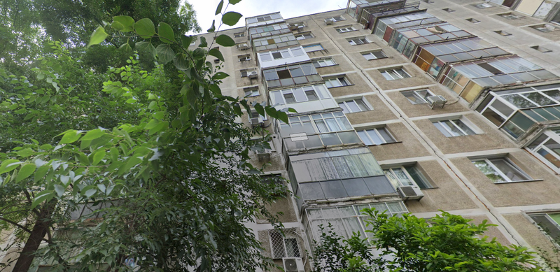 Basarabia x Diham, 10 min. metrou Costin Georgian